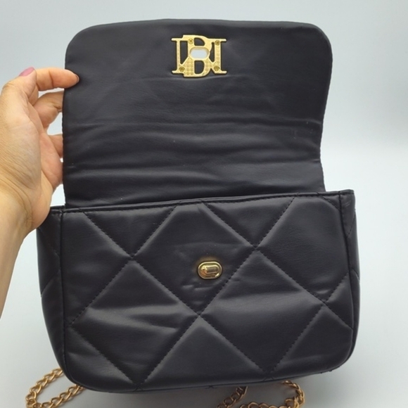 NWT BADGLEY MISCHKA LARGE DIAMOND QUILTED CROSSBODY BAG $149 - Picture 9 of 13